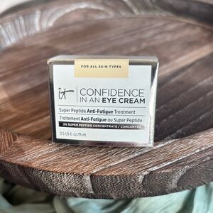 IT Cosmetics ANTI-AGING HYDRATING MOISTURIZER